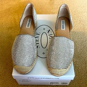 Brand New Steve Madden Amethyst Rhinestone size 9 1/2